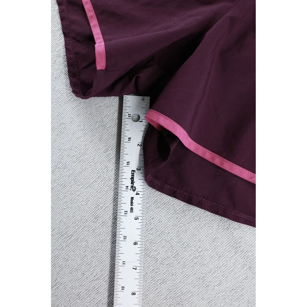 Under Armour Shorts Womens Medium Maroon HeatGear Running Athletic Loose 1059